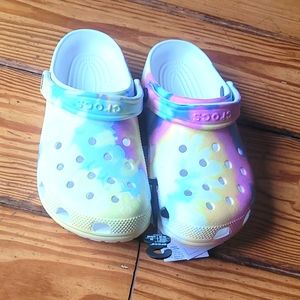 Crocs tie-dye unisex M6 or W8 Brand New with tags